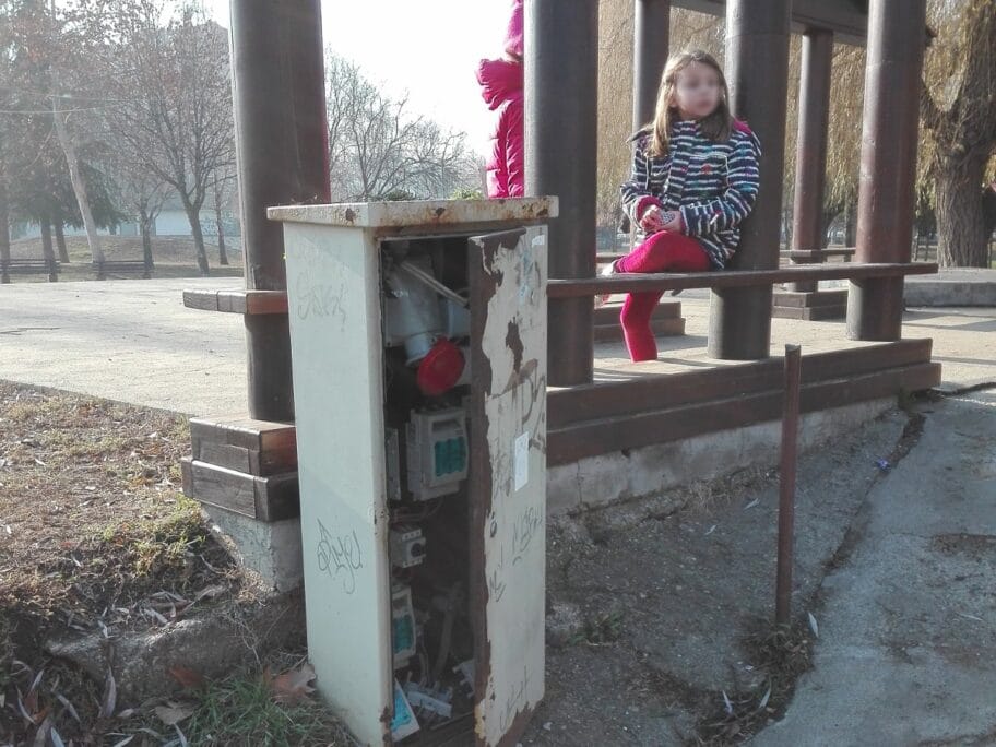Struja u parku foto citalac Prijavi problem
