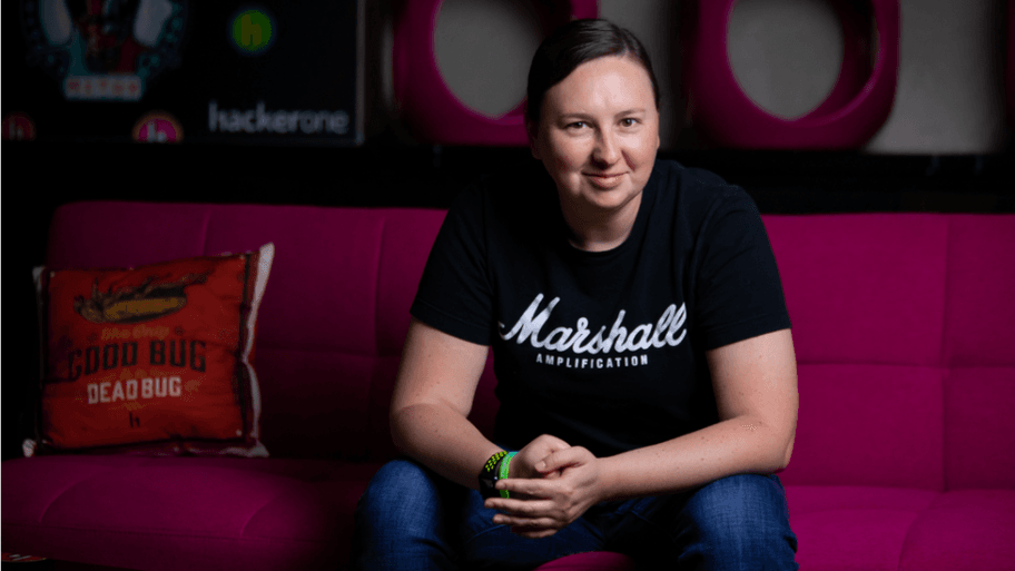 109641720 fe3malehacker