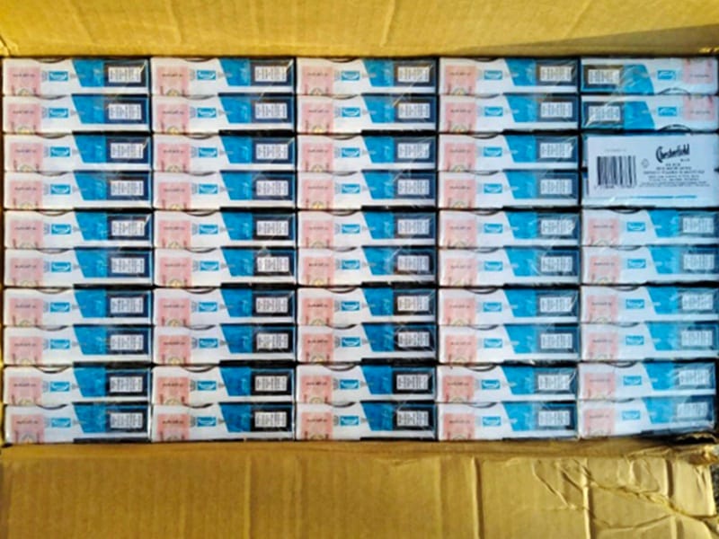 U kamionu krio 30.000 paklica cigareta 2 Cigarete foto MUP