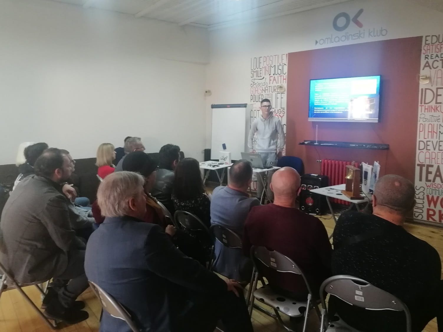 Donacija rotarijanci 3 foto Rotari klub Leskovac