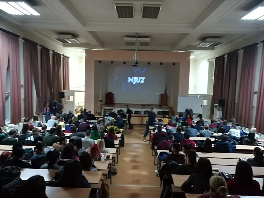 Tribina Njuz Filozofski fakultet Nis 3 foto Juzne vesti Milica Jovanovic scaled