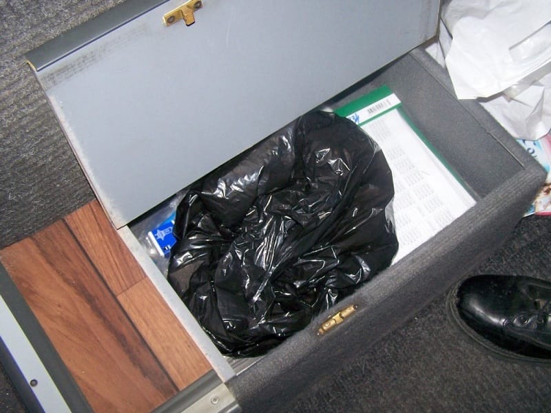 kesa sa lekovima foto Uprava carina