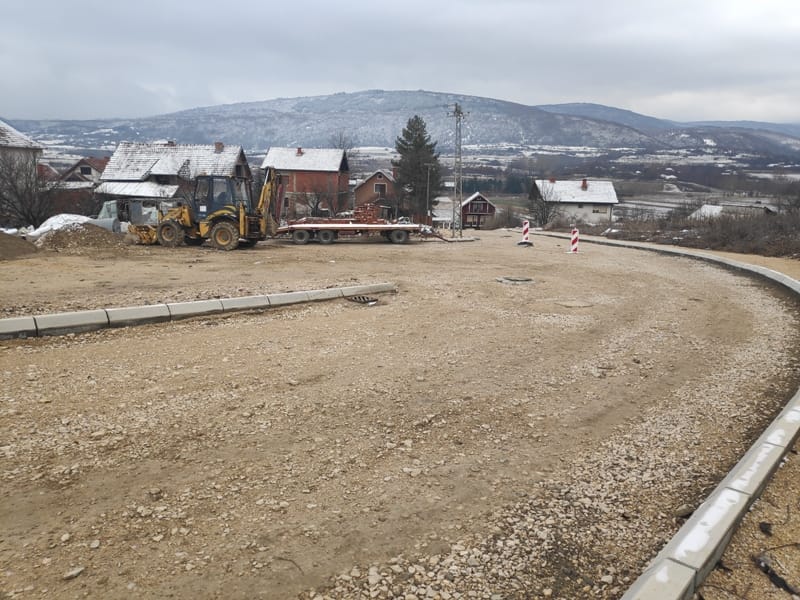 nedovrsena ulica foto Lj F