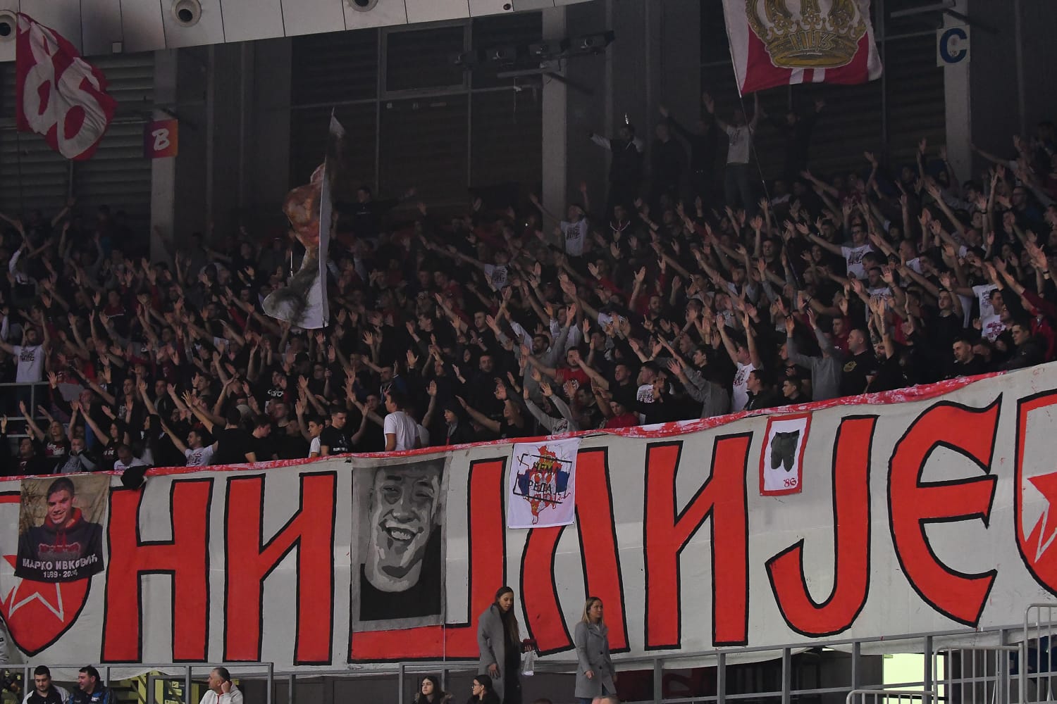 Železničar Crvena zvezda rukomet februar 2020 navijači foto Južne vesti Vanja Keser