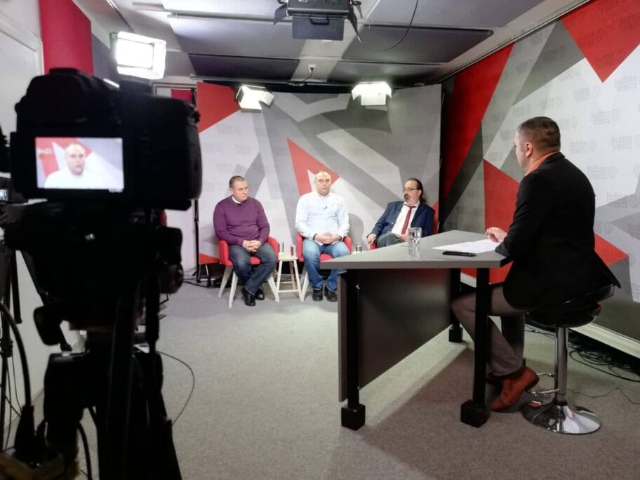 Debata o bojkotu: Za jedne izbori cirkus, za druge prilika da "uzdrmani" SNS pobede u Nišu 17 85021536 167634758013625 2606789460678934528 n