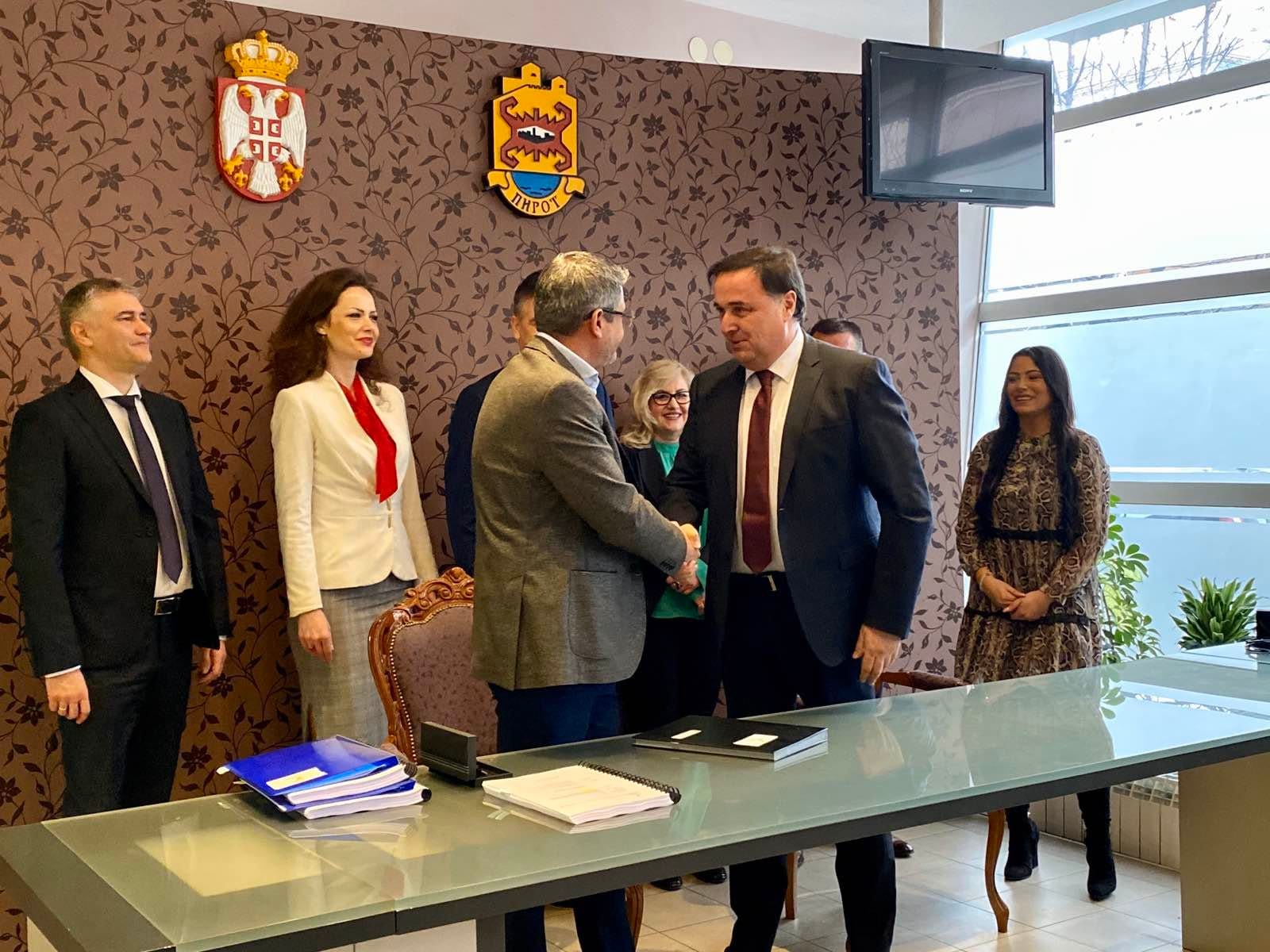 Ugovor putevi 1; foto: Koridori Srbije