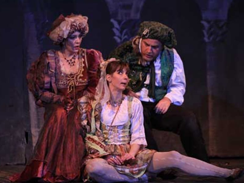 Klara predstava foto sabacko pozoriste