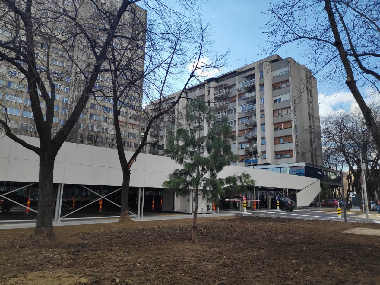 Garaza Sindjelicev trg13 foto JV J A