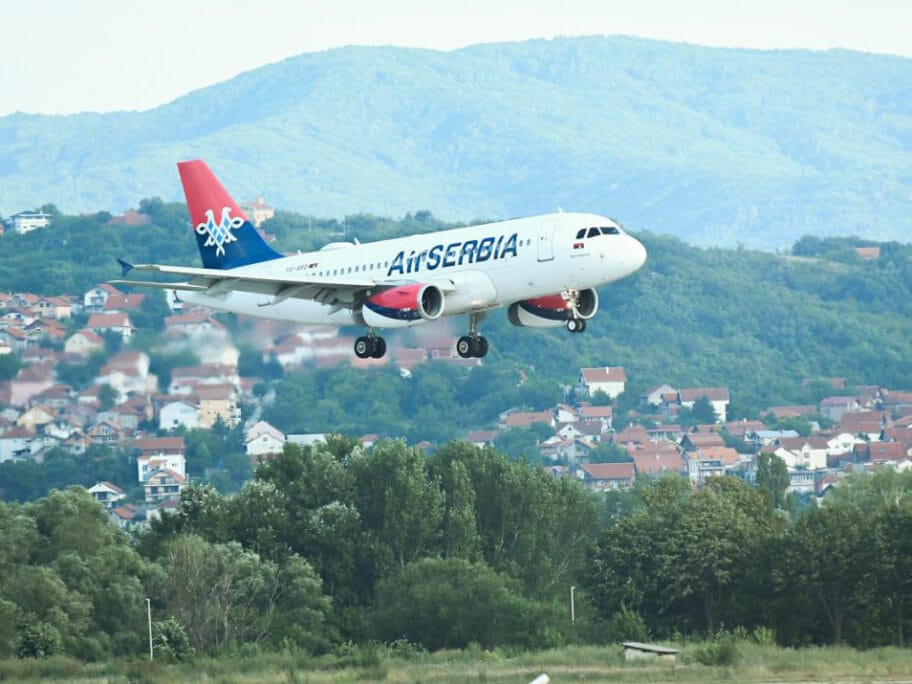 NKD: Građani plaćaju avio-linije koje ne saobraćaju, avioni "Air Serbia" iz Niša lete samo na dve 9 air serbia foto vkeser