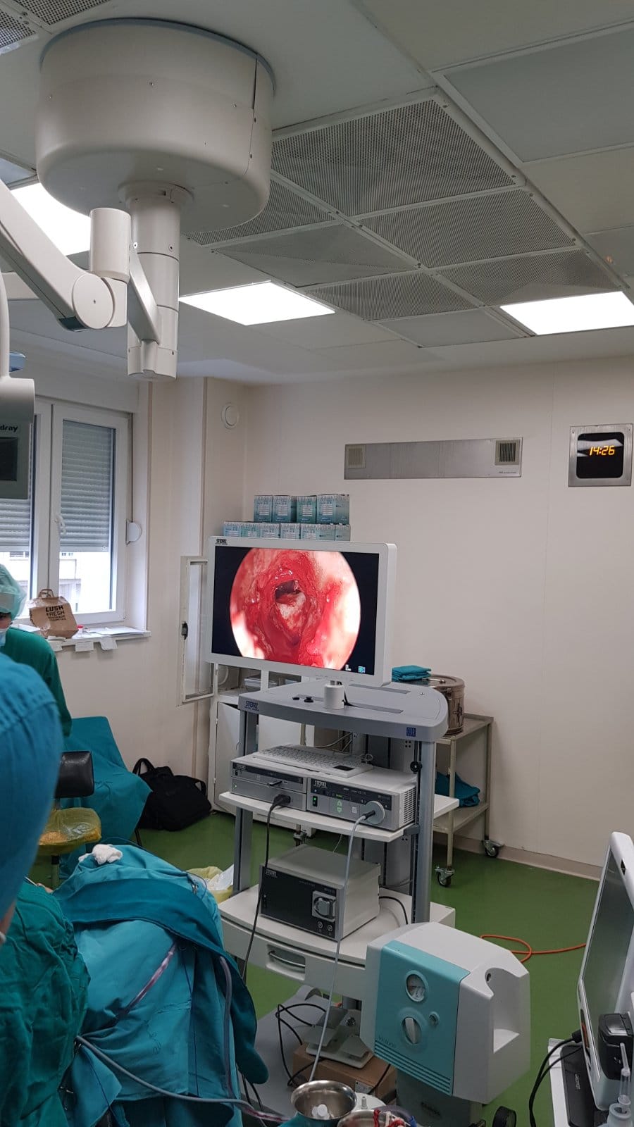 operacija foto kcnis