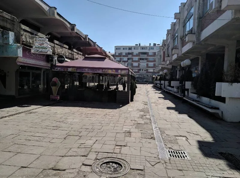 Ugostitelji negoduju zbog zabrane rada u pojedinim gradovima na jugu Srbije 17 pirot 3 foto Lj F