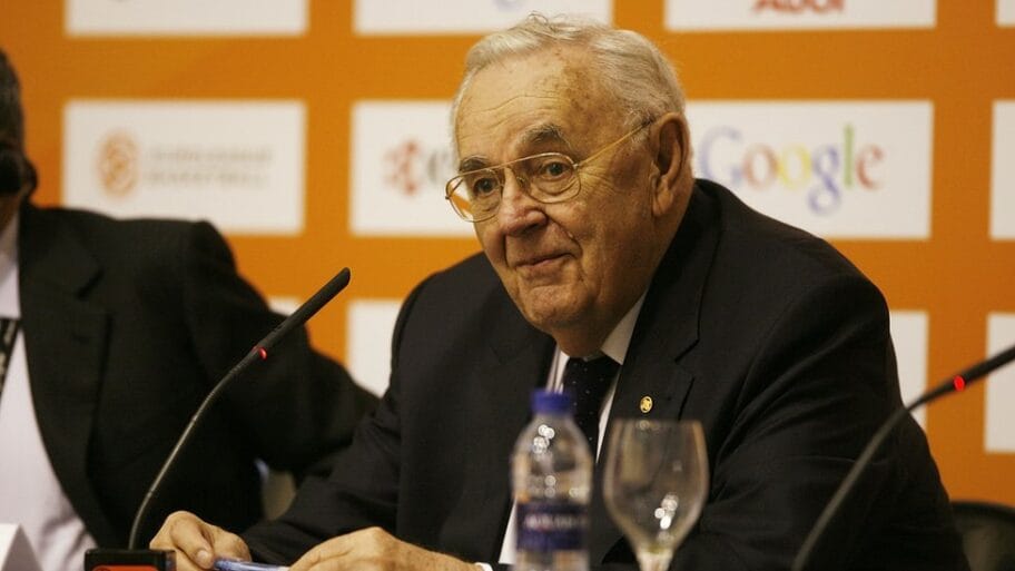 „Čovek koji je zauvek promenio košarku": Preminuo Bora Stanković 10 111370061 gettyimages 83199731