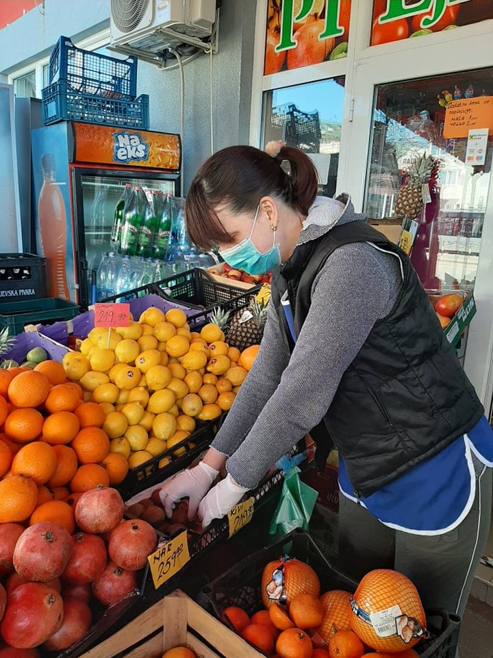 prodavacica2-foto-UA