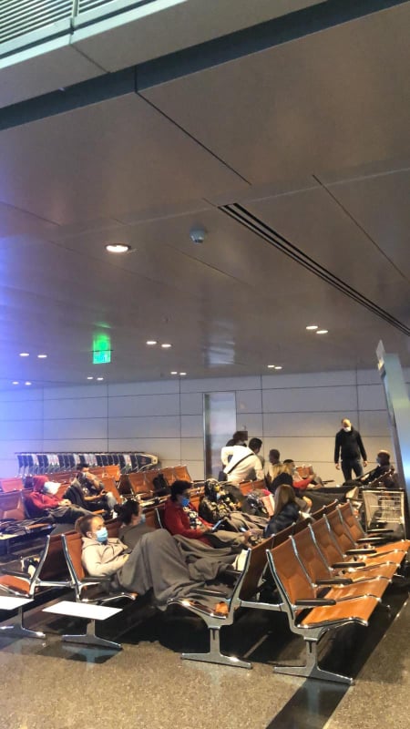 doha, katar, srbi na aerodromu 3