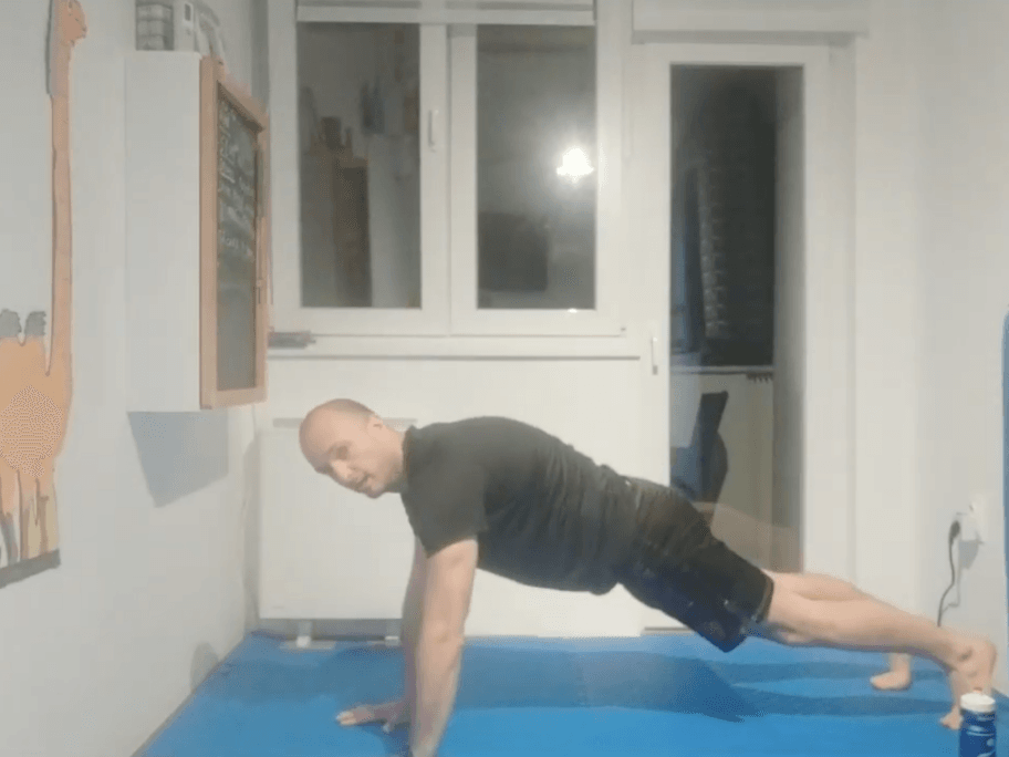 trening u samoizolaciji foto borac