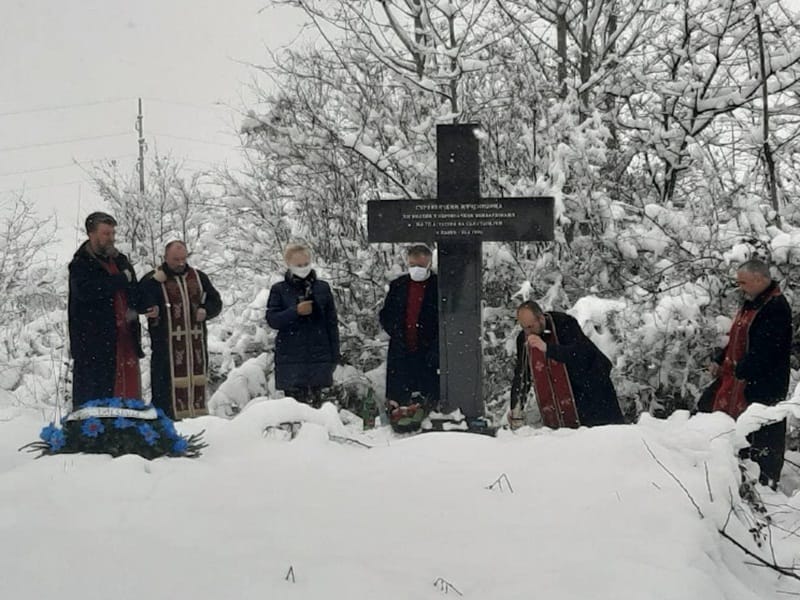Polaganje venaca Surdulica 2 foto privatna arhiva