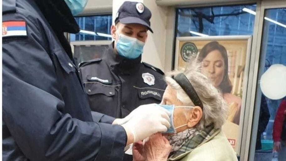 111404423 35153830 b