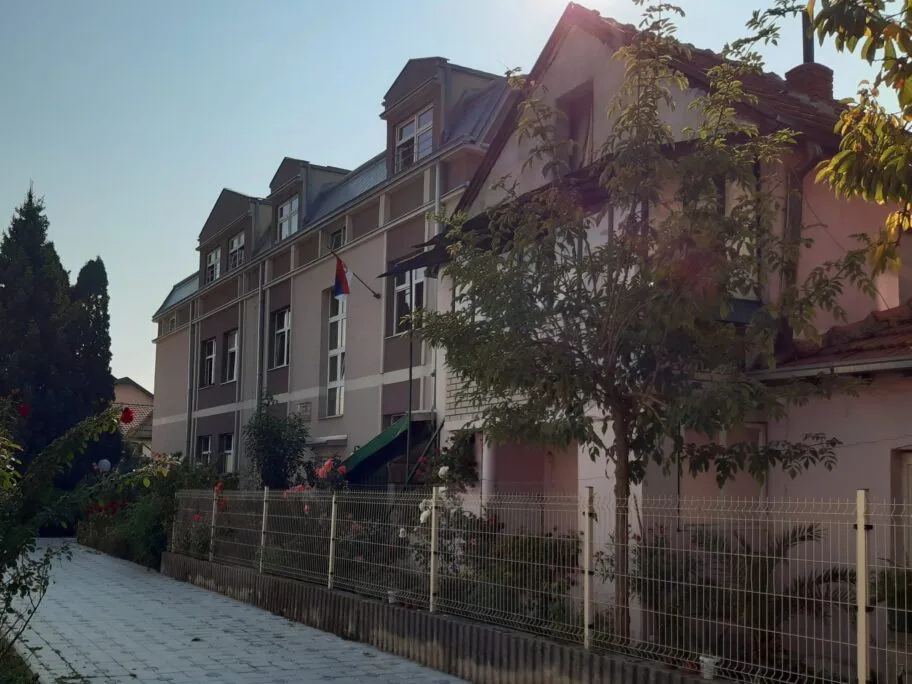 Dom ucenika srednjih skola Leskovac foto Bojana Stamenkovic scaled