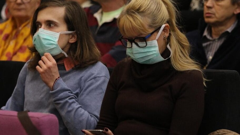 111342367 35094251 b