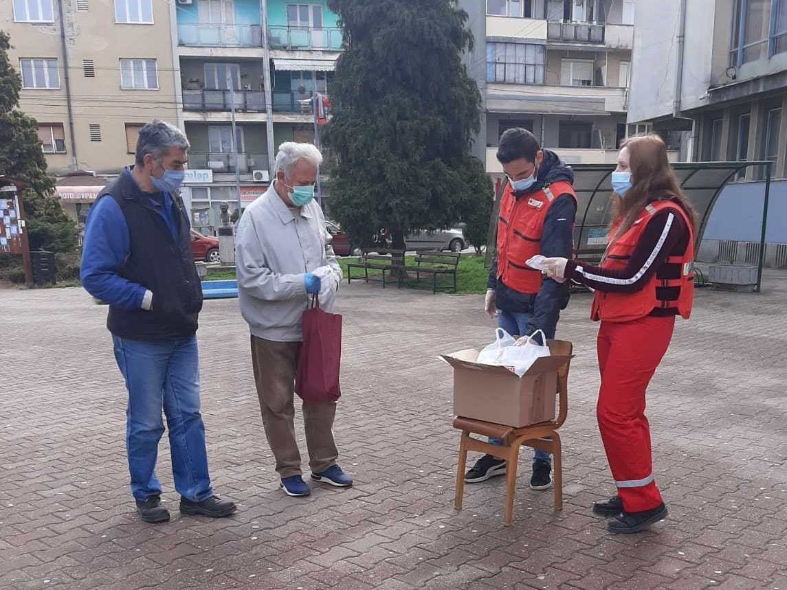 Volonteri Vlasotince foto Agencija Publika