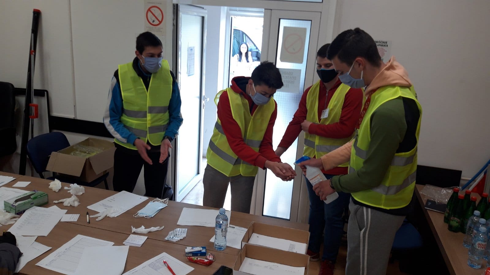 volonteri opstine medijana