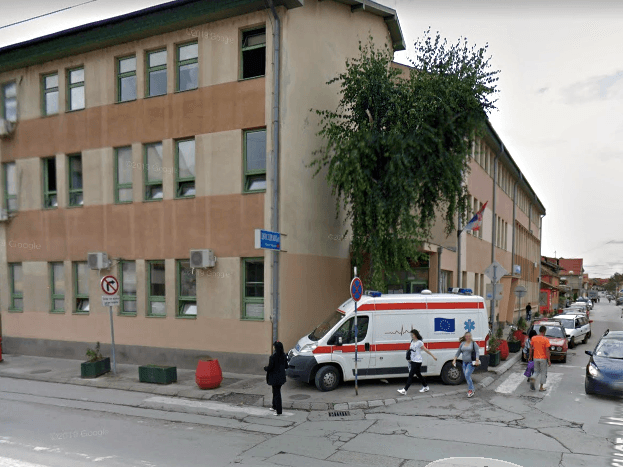 Dom zdravlja Aleksinac foto print screen Google street view