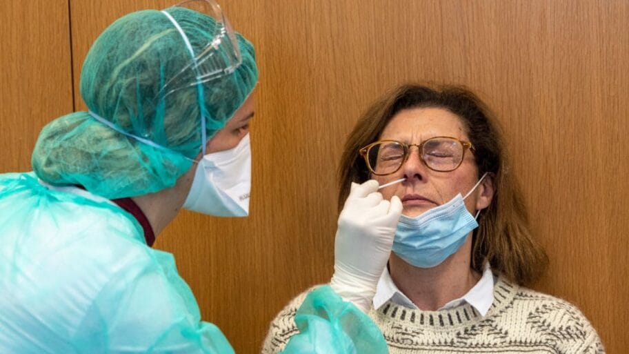 111647975 gettyimages 1214473776