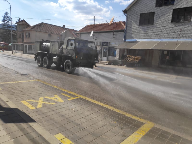 Vojska pomaže u dezinfekciji na jugu Srbije 1 dezinfekcija vojska foto Lj F