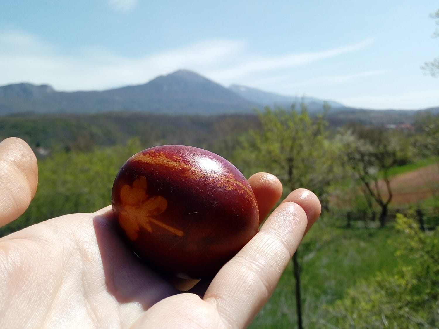 uskrsnje jaje, suva planina, gadzin han, foto jv nm