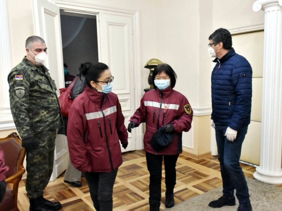 Eksperti iz Kine foto Grad Nis