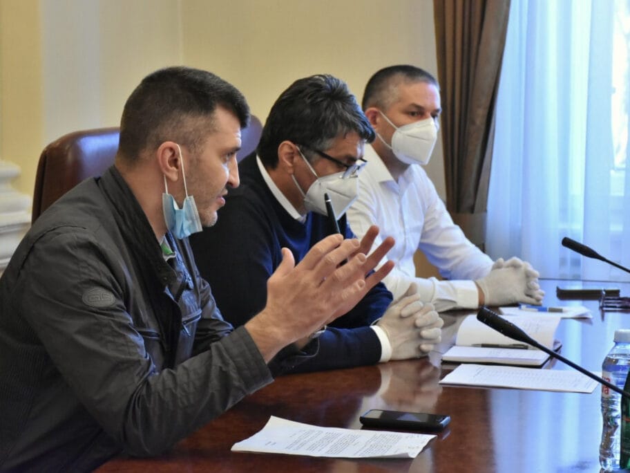 Đorđević: U većini slučajeva virus u domove ušao preko zaposlenih, prijave nakon vanrednog stanja 15 ministar djordjevic foto ministarstvo