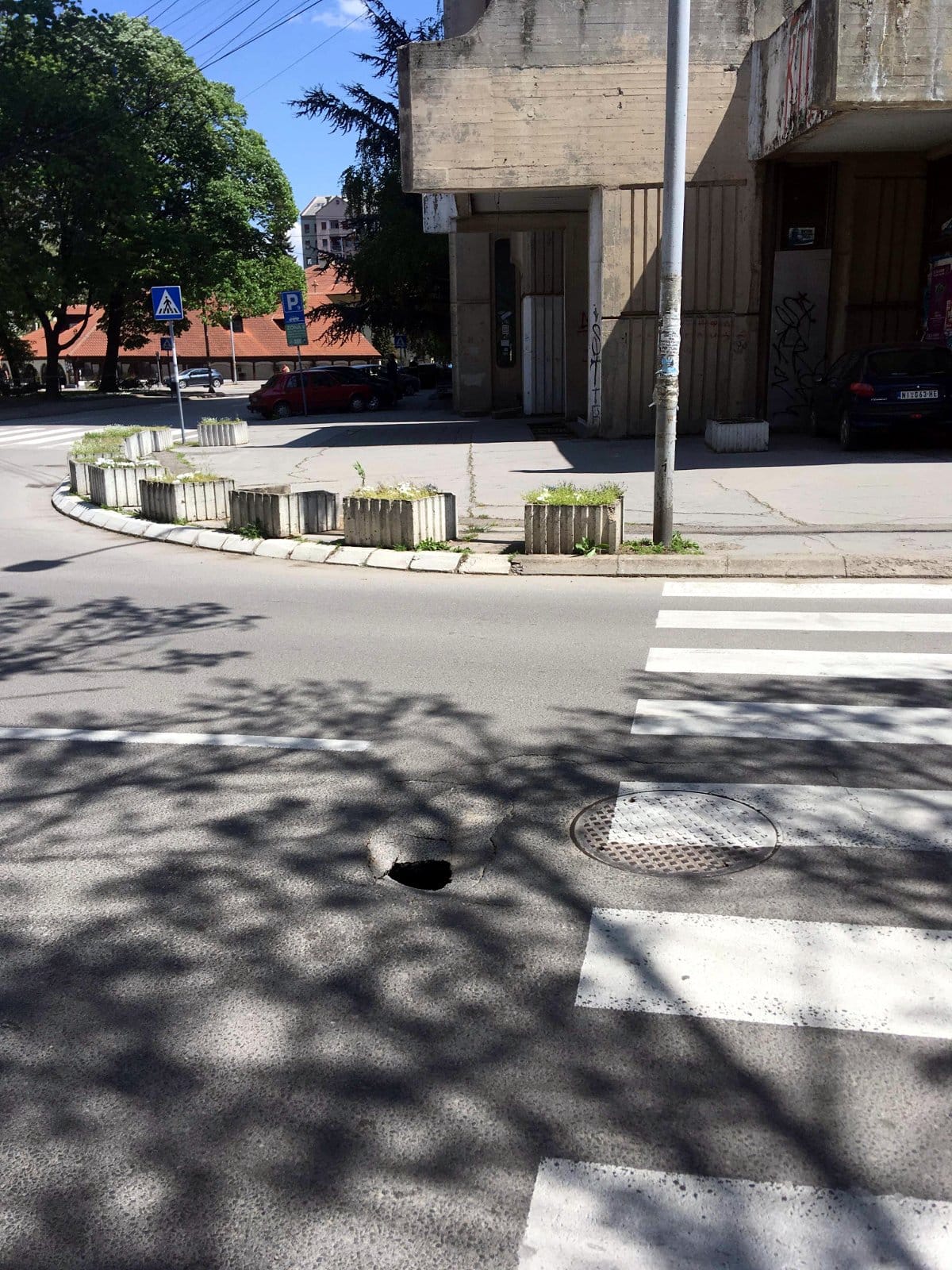 Udarna rupa kod Saborne 1 foto citalac Prijavi problem