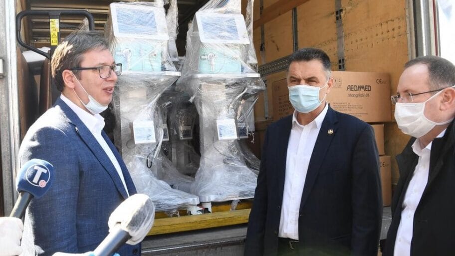 111646293 35239937 b