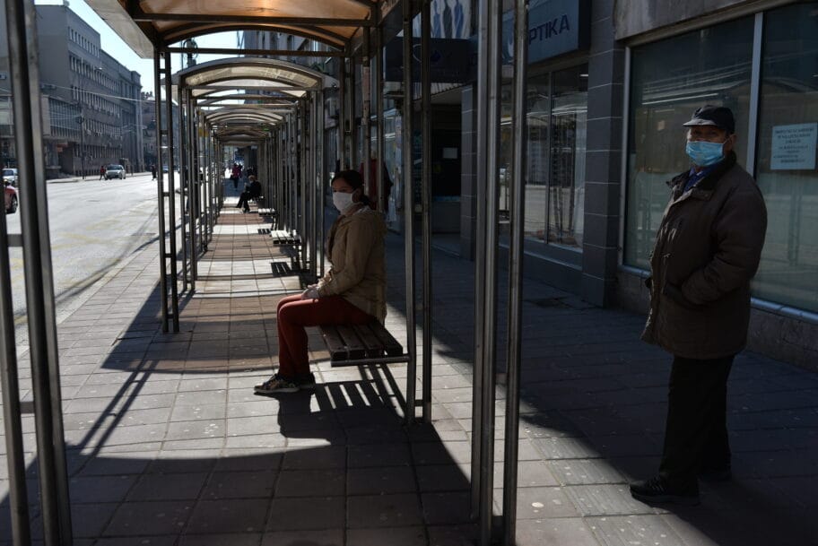 Inspekcije i Komunalna milicija u Nišu kontrolišu primenu mera protiv korone 14 prevoz korona foto vkeser10