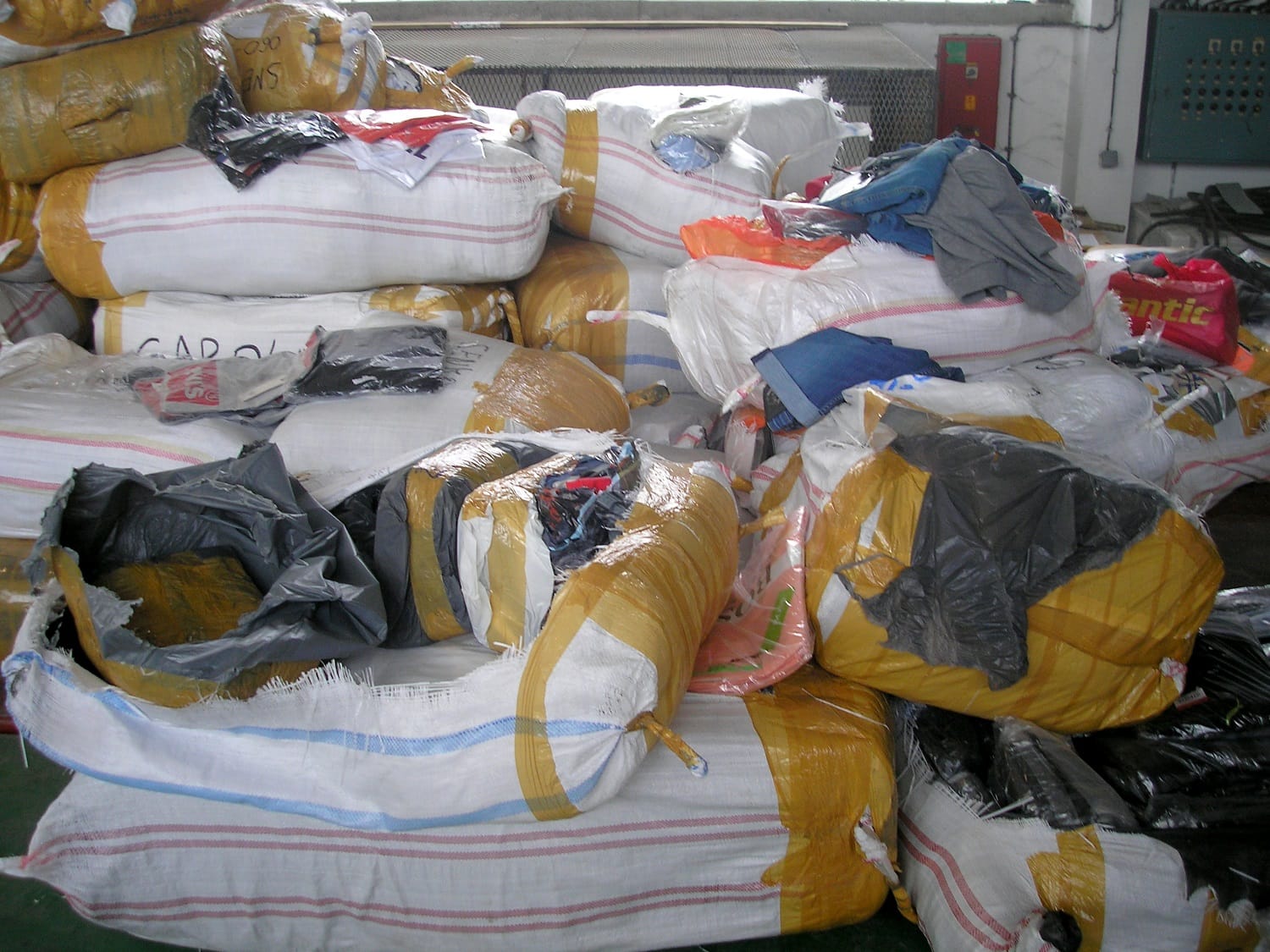 dzakovi foto Uprava carina