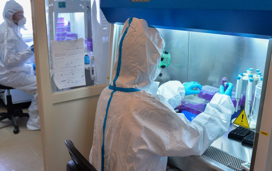 U Vranju 53 pozitivnih na kovid za jedan dan, u Nišu 55, u Leskovcu 5 5 testiranje foto vkeser