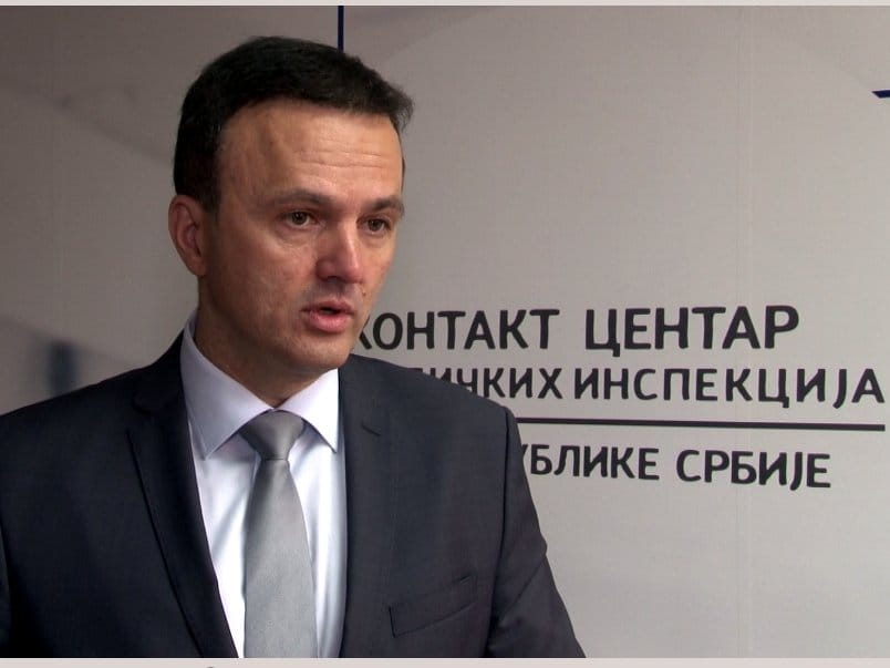 Pusara foto printskrin