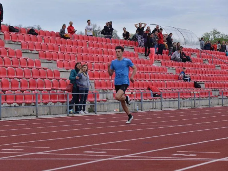 1280x0 800x600 aleksa atletika nis 2