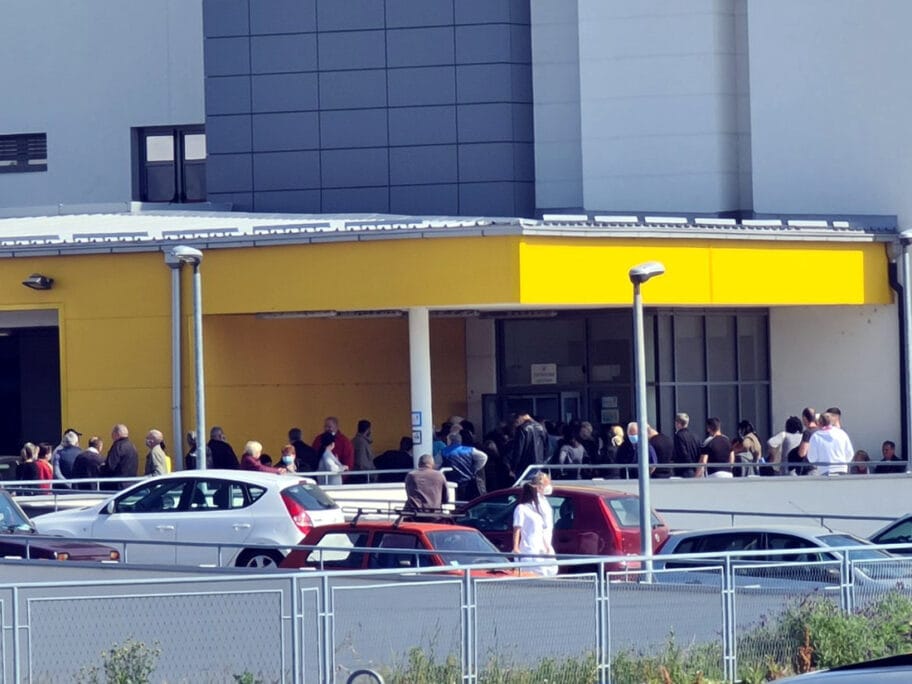 kc Nis guzva foto A I