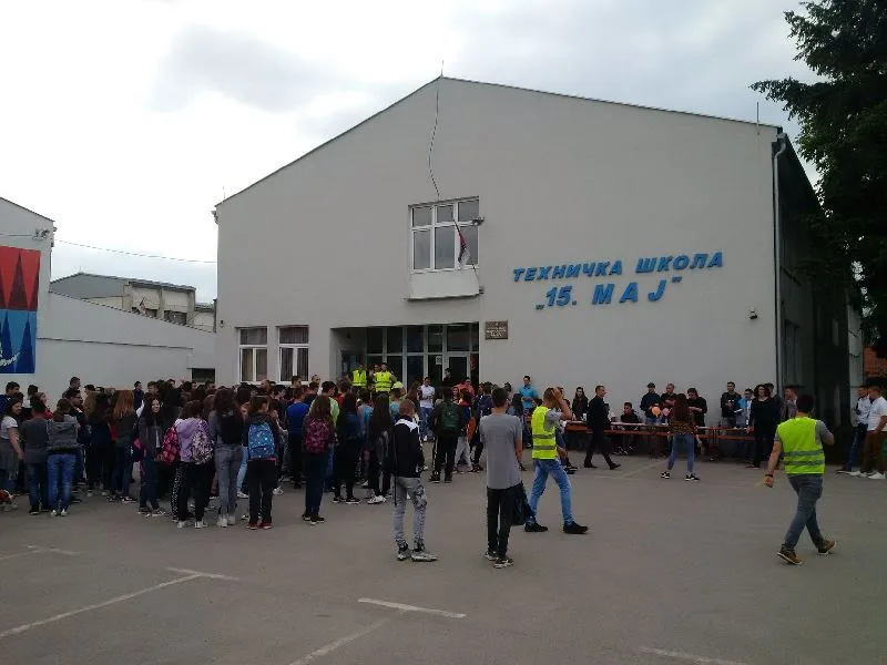 Dojave o bombama u školama i u Topličkom okrugu, policija na terenu 10 tehnicka