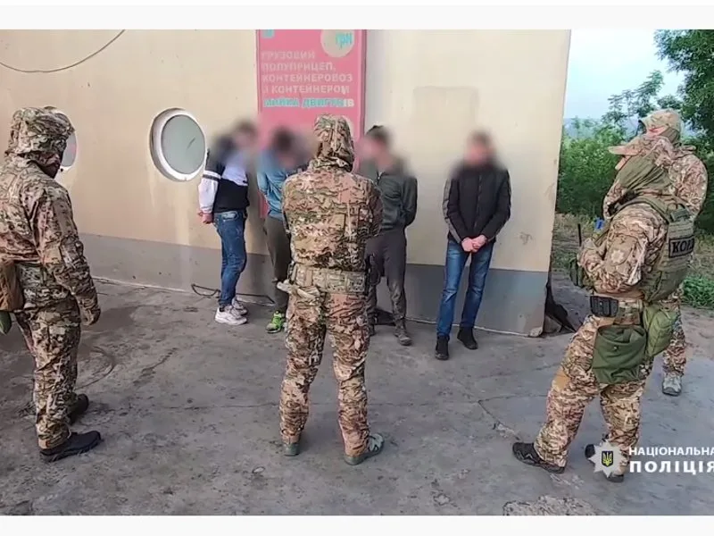 Za pokušaj ubistva vođe kavačkog klana osumnjičena i dvojica Nišlija 9 Osumnjiceni za ubistvo foto KRIK
