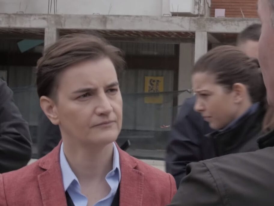 Brnabić i Vasić u šetnji Pirotom - nije prošlo idilično 14 brnabic pirot foto printskrin