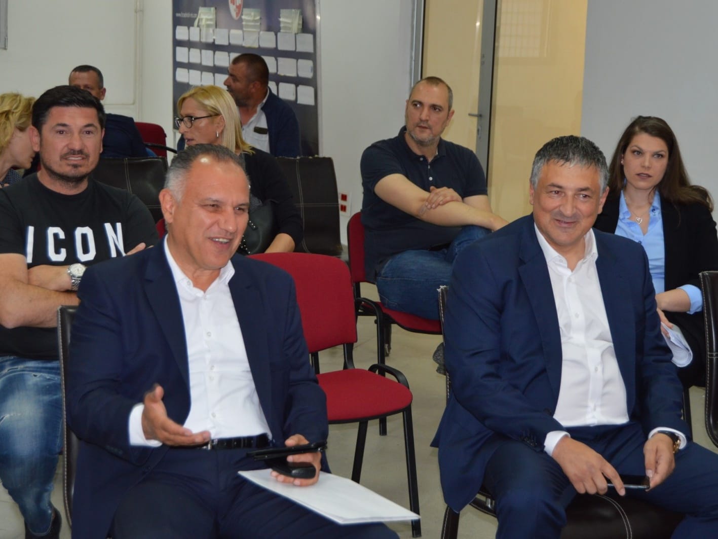 sednica foto fk radnicki