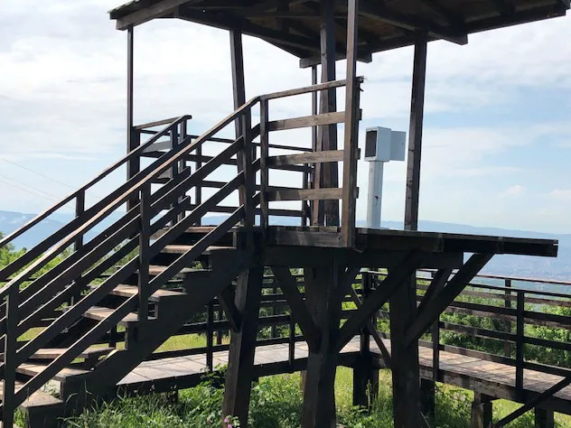 Osmatracnica bez ograde Kamenicki vis foto citalac