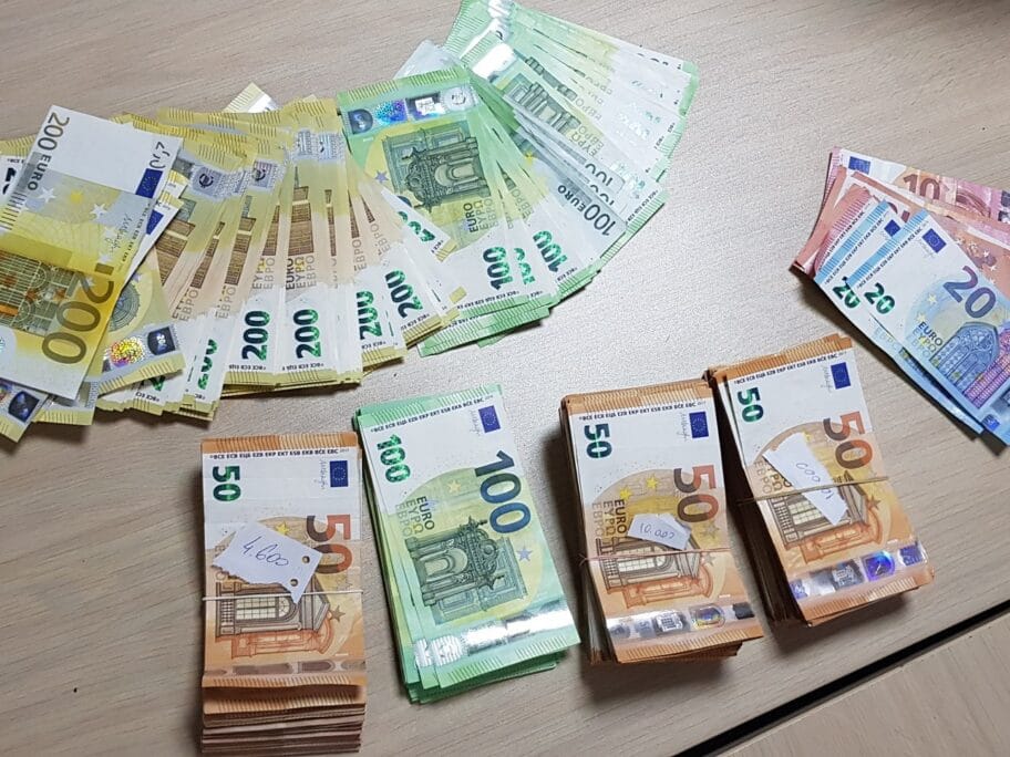 Skrivene devize Cropped