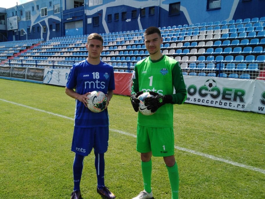 Debi Radnikovih 17-godišnjaka protiv Crvene zvezde kao podstrek za mlade 4 Bogdan Stojkovic i Nemanja Kostic foto FK Radnik scaled