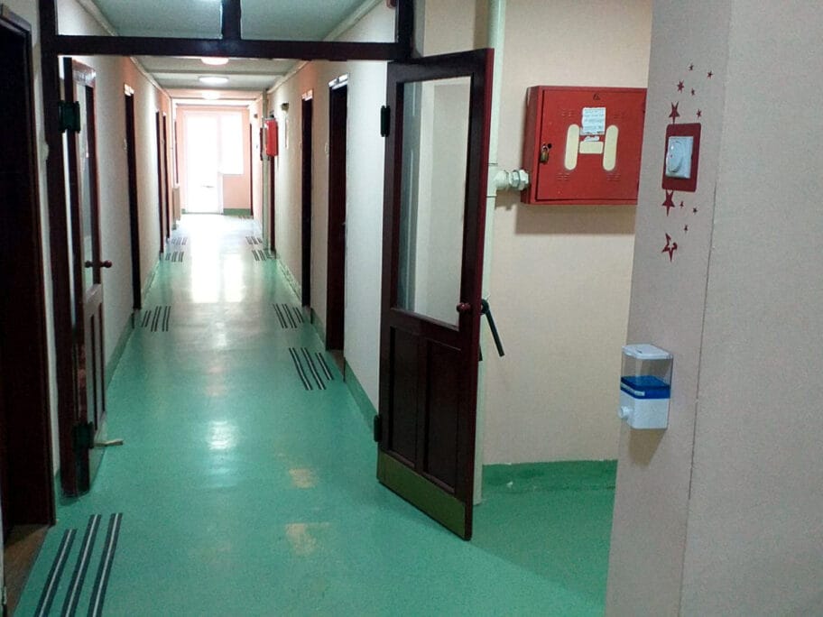 Bilo je sumnje, ali nema zaraženih koronom u niškim studentskim domovima 7 Hodnik Studentski dom foto Studentski centar Nis