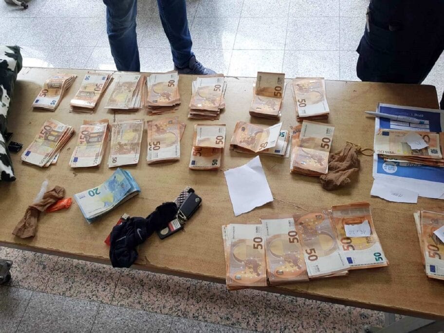 evri foto Uprava carina