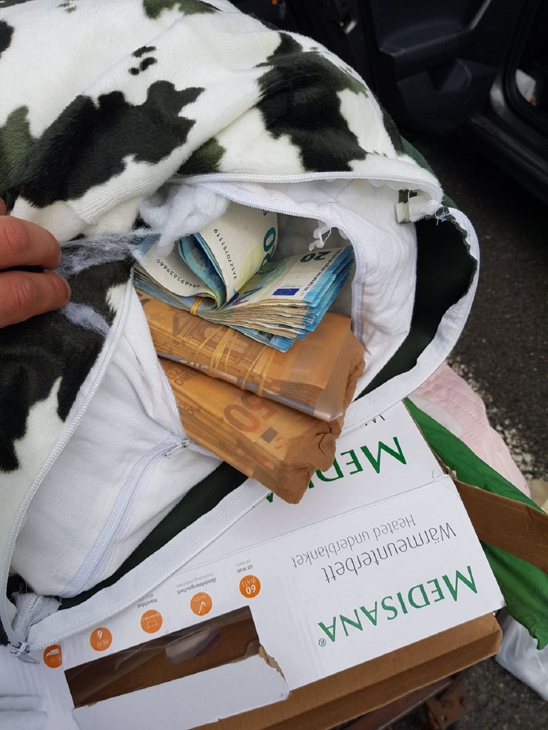 Jastuk foto Uprava carina