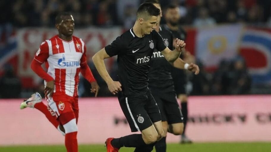 112876374 35643258 b